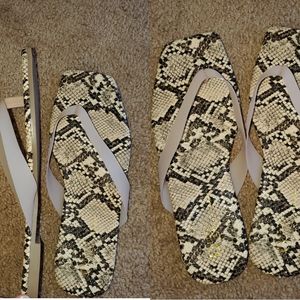 flat sandals